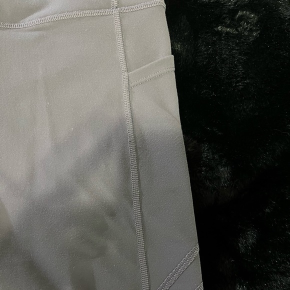 Victoria Secret sport legging - size S - Picture 4 of 7